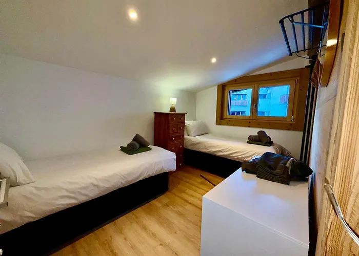 The Castle, 10 Bedroom Chalet, Chamonix Centre