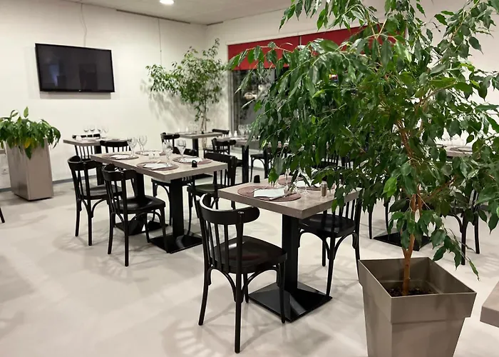 Noemys Brive - ex Hôtel Restaurant Le Teinchurier