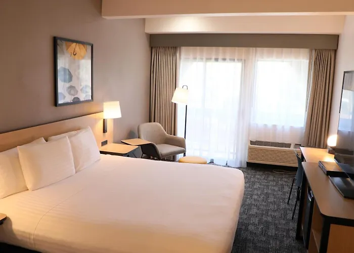 Mountain View Hotels