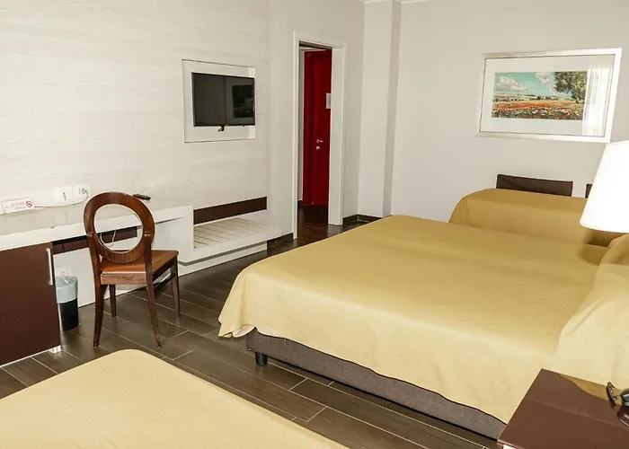 S Hotel