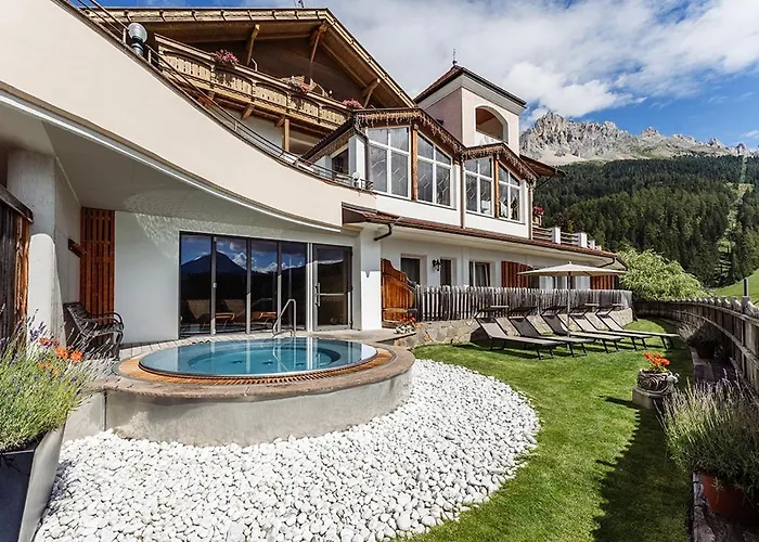 Hotel Obereggen