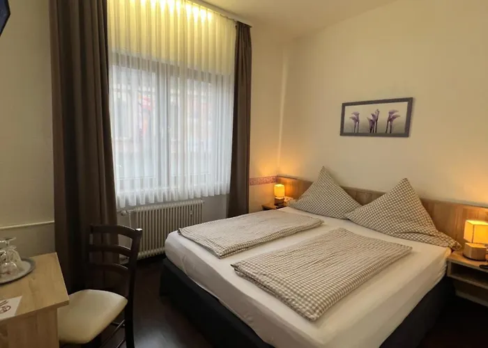 Hotel Hüttl - Garni Worms