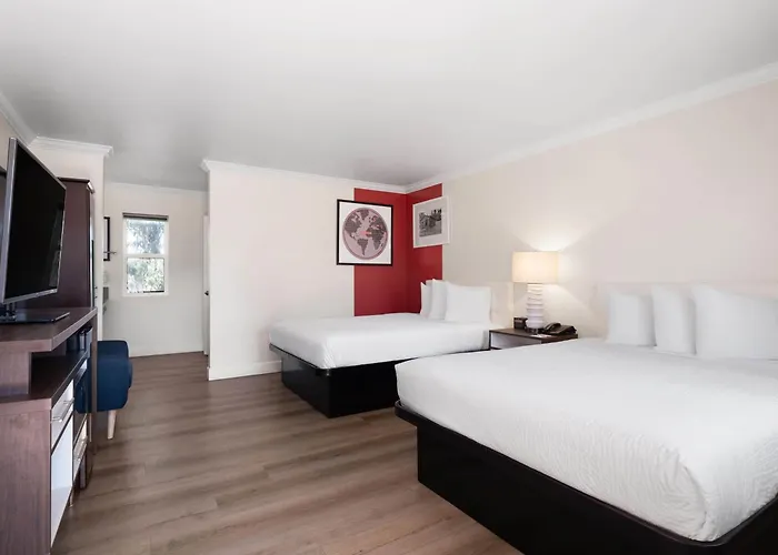 Ramada By Wyndham San Diego Poway Miramar