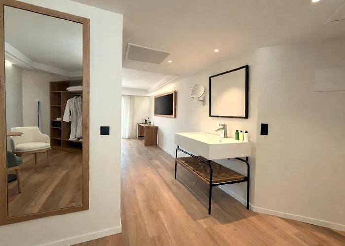 Welikehotel Triton Beach (Adults Only) Cala Ratjada 