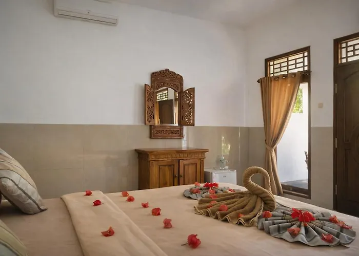 Warna Beach Hotel Gili Trawangan
