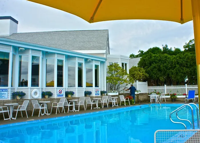 Inn At Mystic