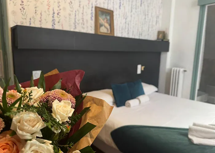 Hôtel Abalone - Centre Gare Nîmes