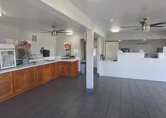 Surestay By Best Western Mesa Downtown Area