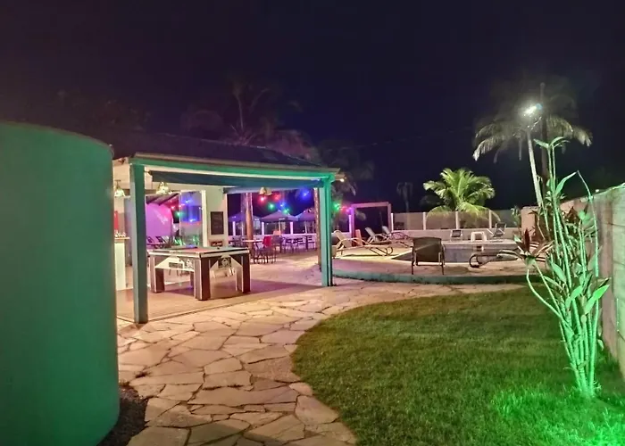 Pousada Pe Na Areia Caraguatatuba