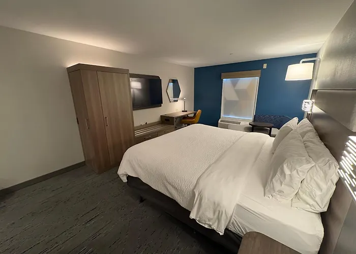 Holiday Inn Express Hotel & Suites Lafayette By Ihg