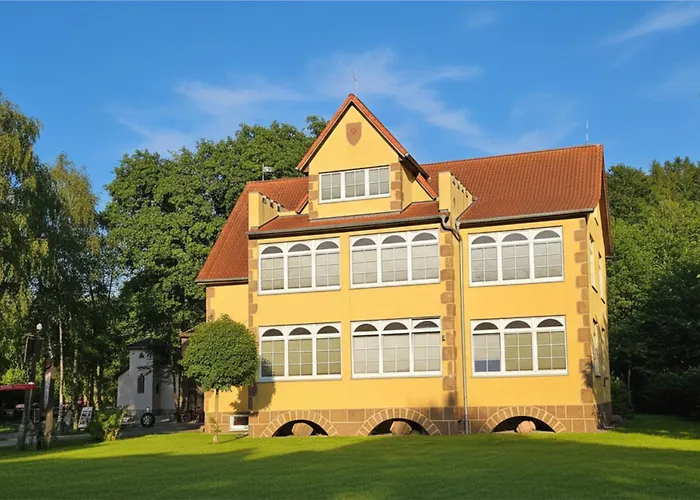Ostsee-Rittergut-Rügen mit BinzHotel&OrdensKapelle&RomantikGut