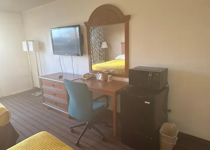 Express Inn & Suites Greenville