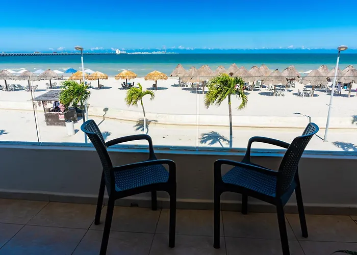 Hotel & Suites Domani Progreso 