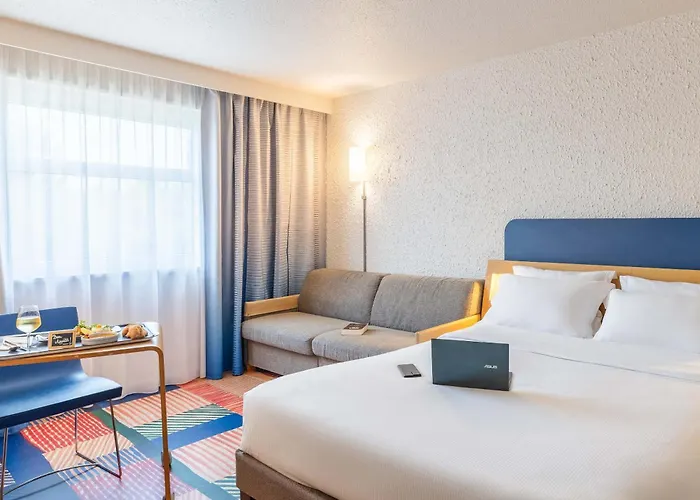 B&B HOTEL Lyon Nord Dardilly