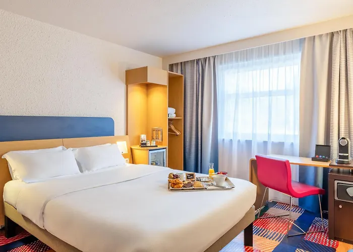 B&B HOTEL Lyon Nord Dardilly