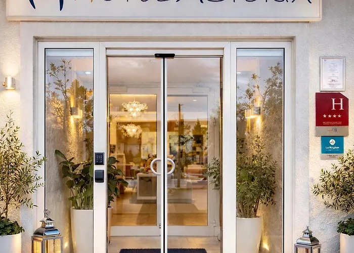 Hotel ASTORIA- Saint Etienne-Centre des Congrès-