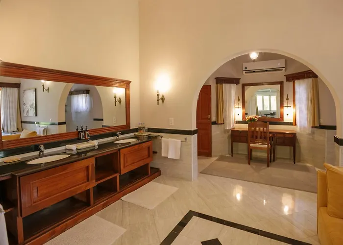 Ocean Beach Resort & Spa Malindi