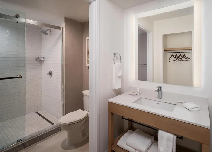 Hyatt Place Fort Myers Estero - Newly Renovated