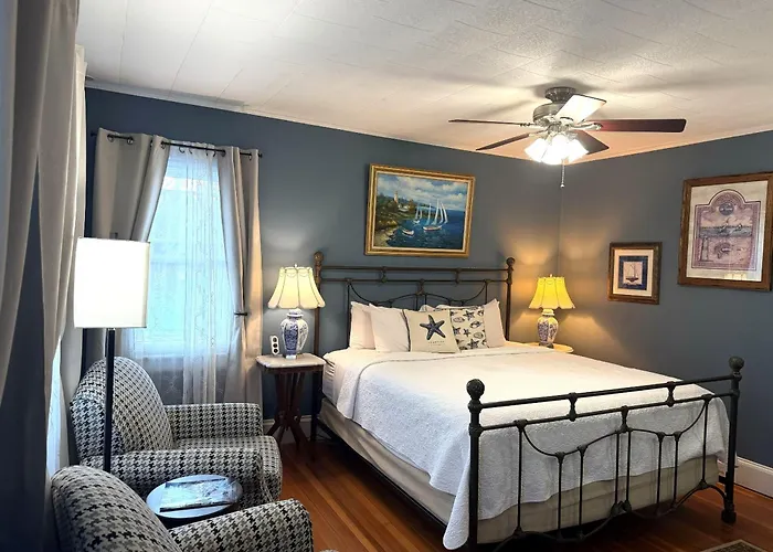 Saltair Inn Waterfront B&B