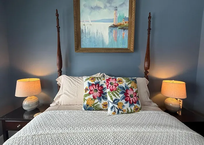 Saltair Inn Waterfront B&B