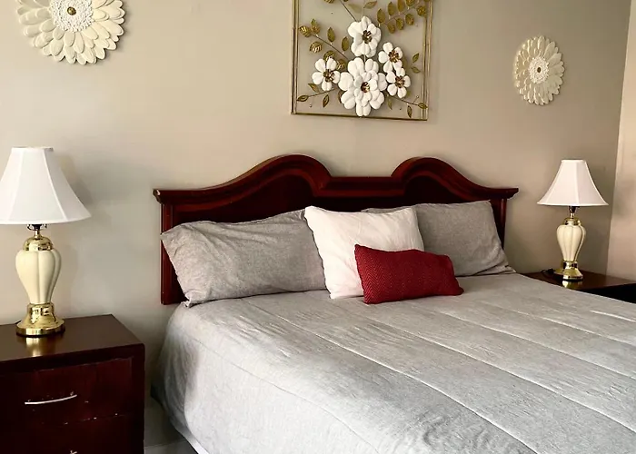 Apm Inn And Suites