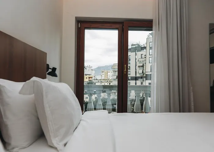 Hotel Theatro- City Center