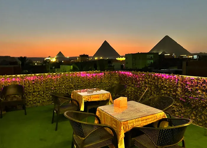 Bed and Breakfast Jana Pyramids View In 3 Kafret el-Gabal