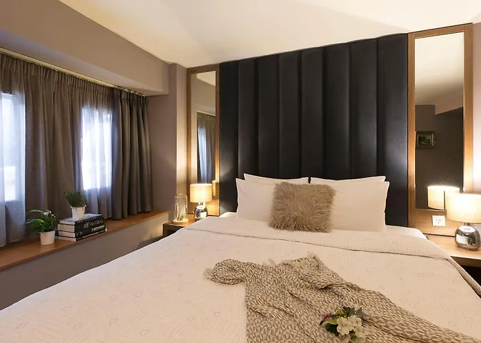 Plaza Hotel, Philian Hotels And Resorts