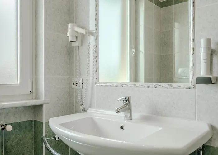 Hotel Nuova Barcaccia Peschiera del Garda