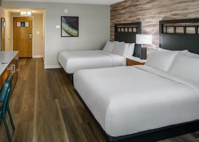Doubletree By Hilton Rochester Henrietta