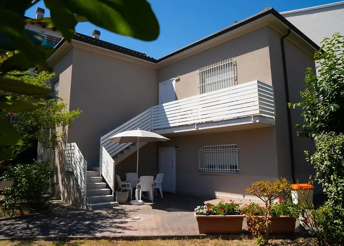 Hotel Dafne Punta Marina