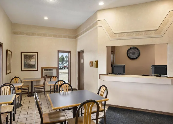 Super 8 By Wyndham Carbondale