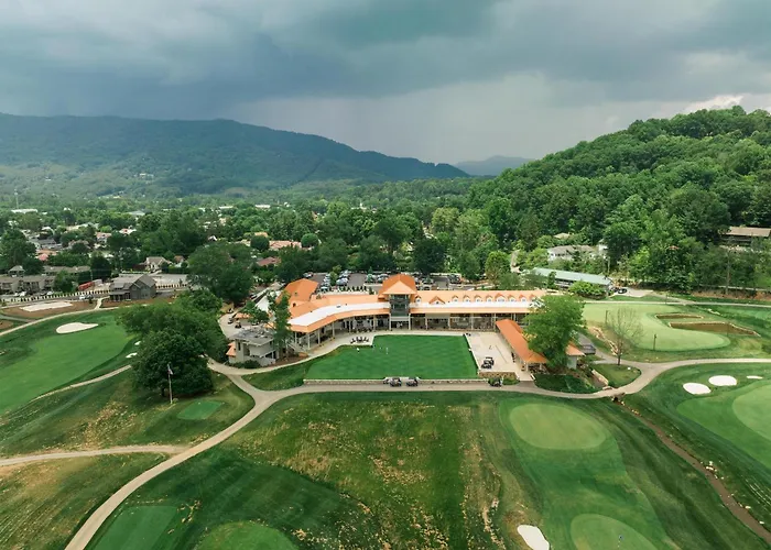 Waynesville Inn And Golf Club, Tapestry Collection By Hilton