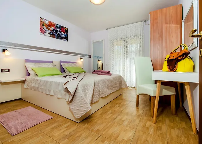 Apartments And Room Villa Dea Adults Only Rovinj