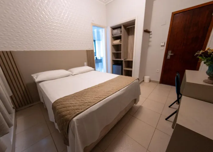 Santa Mônica Palace Hotel Corumbá