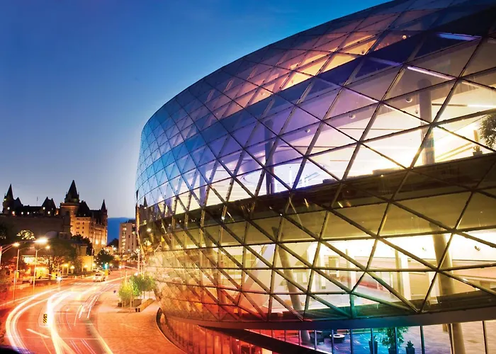 Holiday Inn Express & Suites Downtown Ottawa East By Ihg