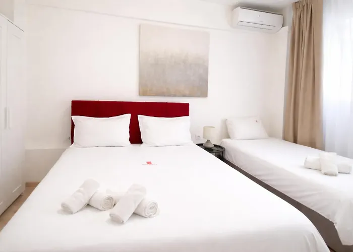 City Plaza Apartments & Rooms Salonicco