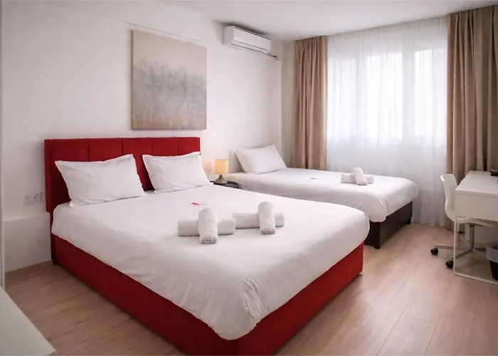 City Plaza Apartments & Rooms Salonicco