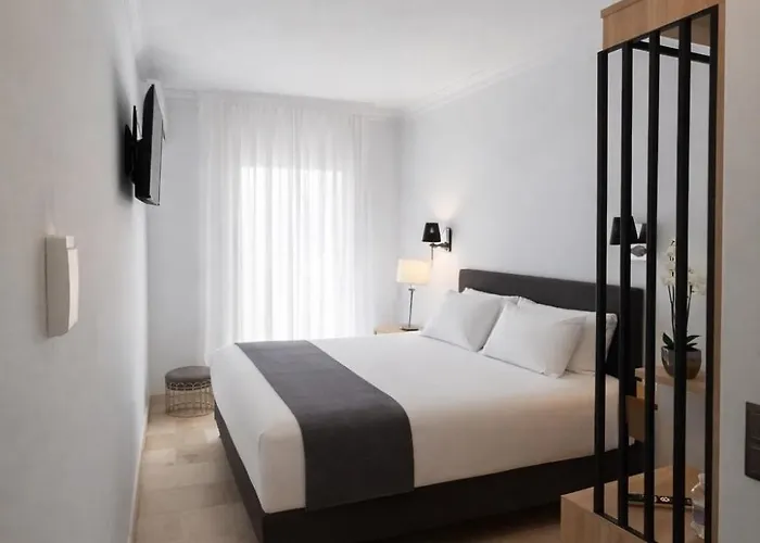 Hotel Abril Nerja