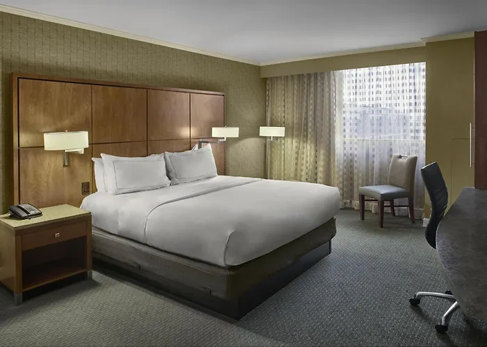 Doubletree By Hilton Akron Fairlawn