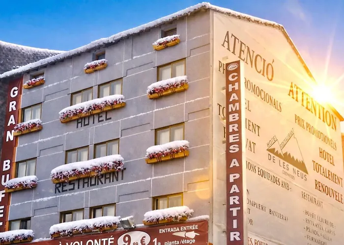 Hotel Les Neus Pas de la Case