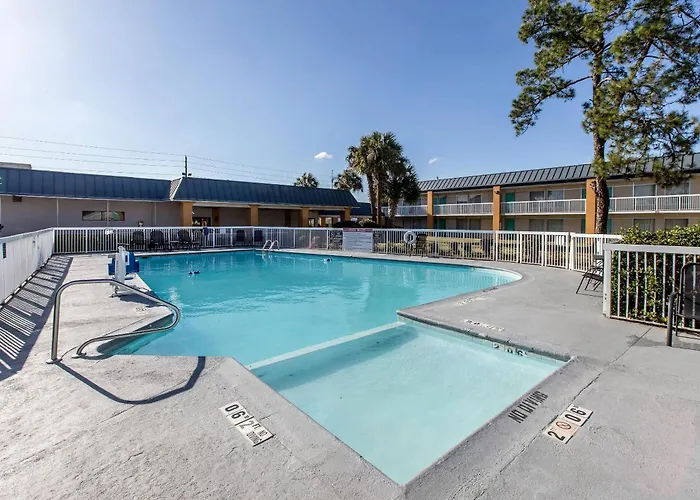 Quality Inn & Suites Conference Center Thomasville