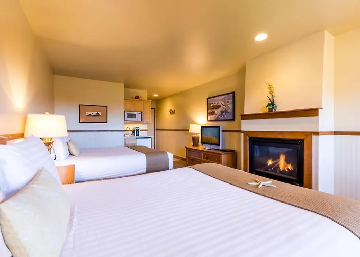 Cannon Beach Hotels
