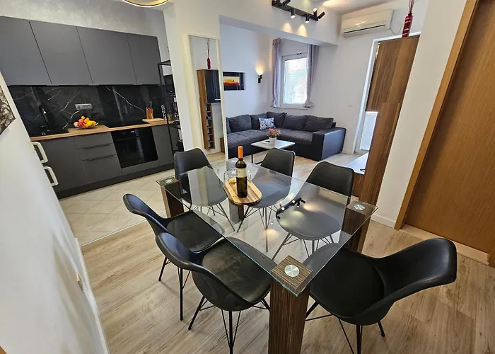Vukosav Family Apartments And Rooms Ragusa