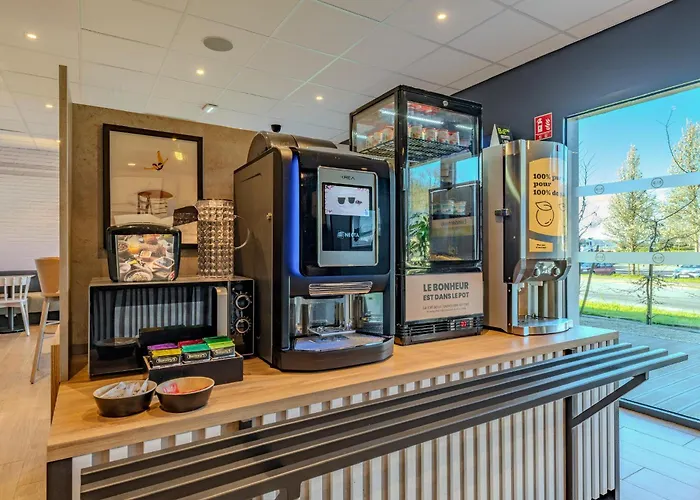 B&B HOTEL Landerneau Bois Noir