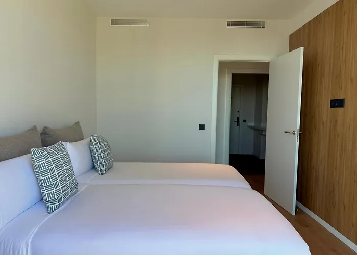 Hoteles en Sant Adrià de Besòs