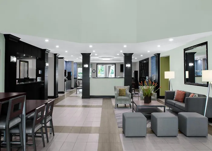 Best Western Plus Miami-Doral/Dolphin Mall Sweetwater