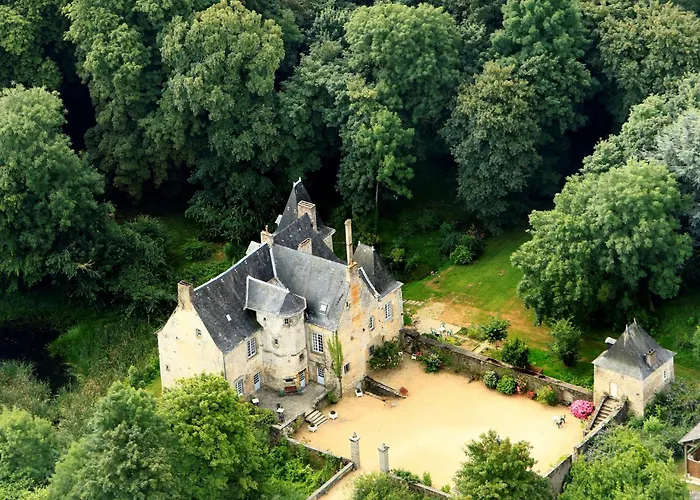 Hotel Manoir de Rouessé à Laval 