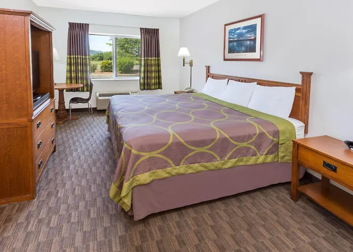 Super 8 By Wyndham Central Pt Medford Central Point