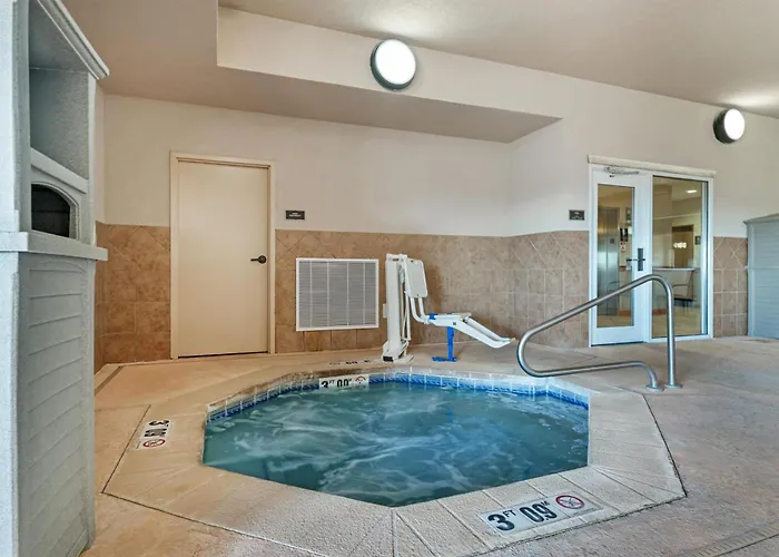 Best Western Plus Capital Inn